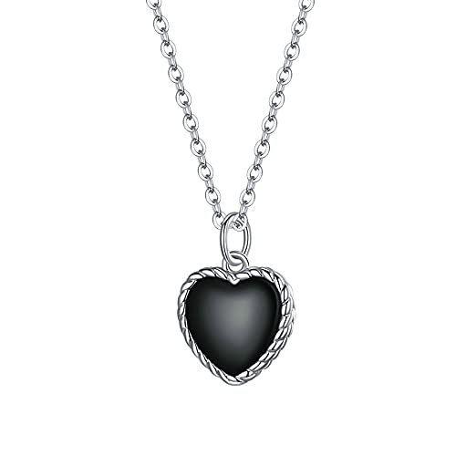 Collier coeur noir amour pour femmes à porter au quotidien