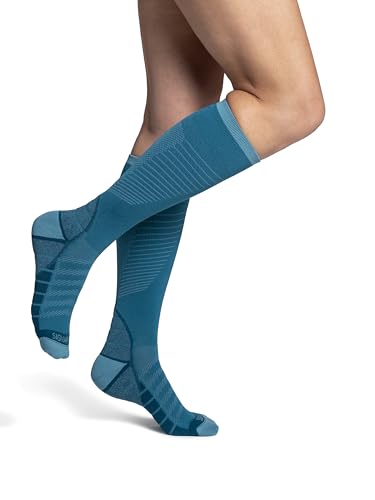 Image of Sigvaris Motion Flow Tech Calf High Compression Socks for Men & Women - Moisture Wicking, Cushioned Sole Support