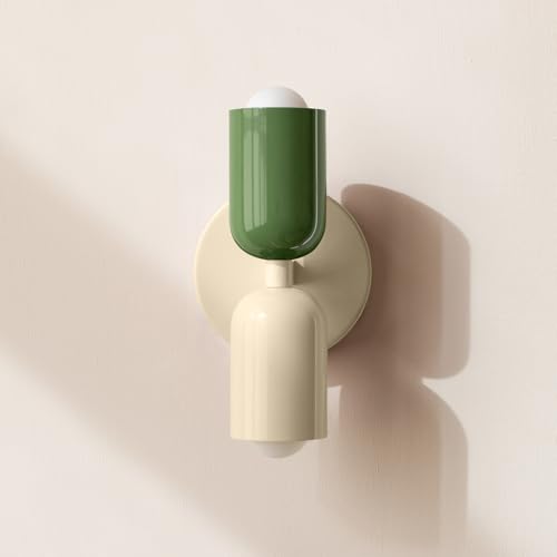 【Ampie Applicazioni】:Questa applique compatta ed elegante supporta l’installazione orizzontale o verticale,massimizzando il risparmio di spazio e offrendo grande flessibilità.Che si tratti di soggiorno,camera da letto,corridoio,balcone,scala,camera dei bambini,ufficio o sopra il tavolino da trucco,crea un’esperienza di illuminazione calda e moderna.Elevate immediatamente il livello della vostra decorazione e godetevi una sensazione di vita lussuosa