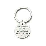 Ayoiow Llavero de mujer con grabado 'When I Saw You I Fell in Love', llavero plateado de acero inoxidable