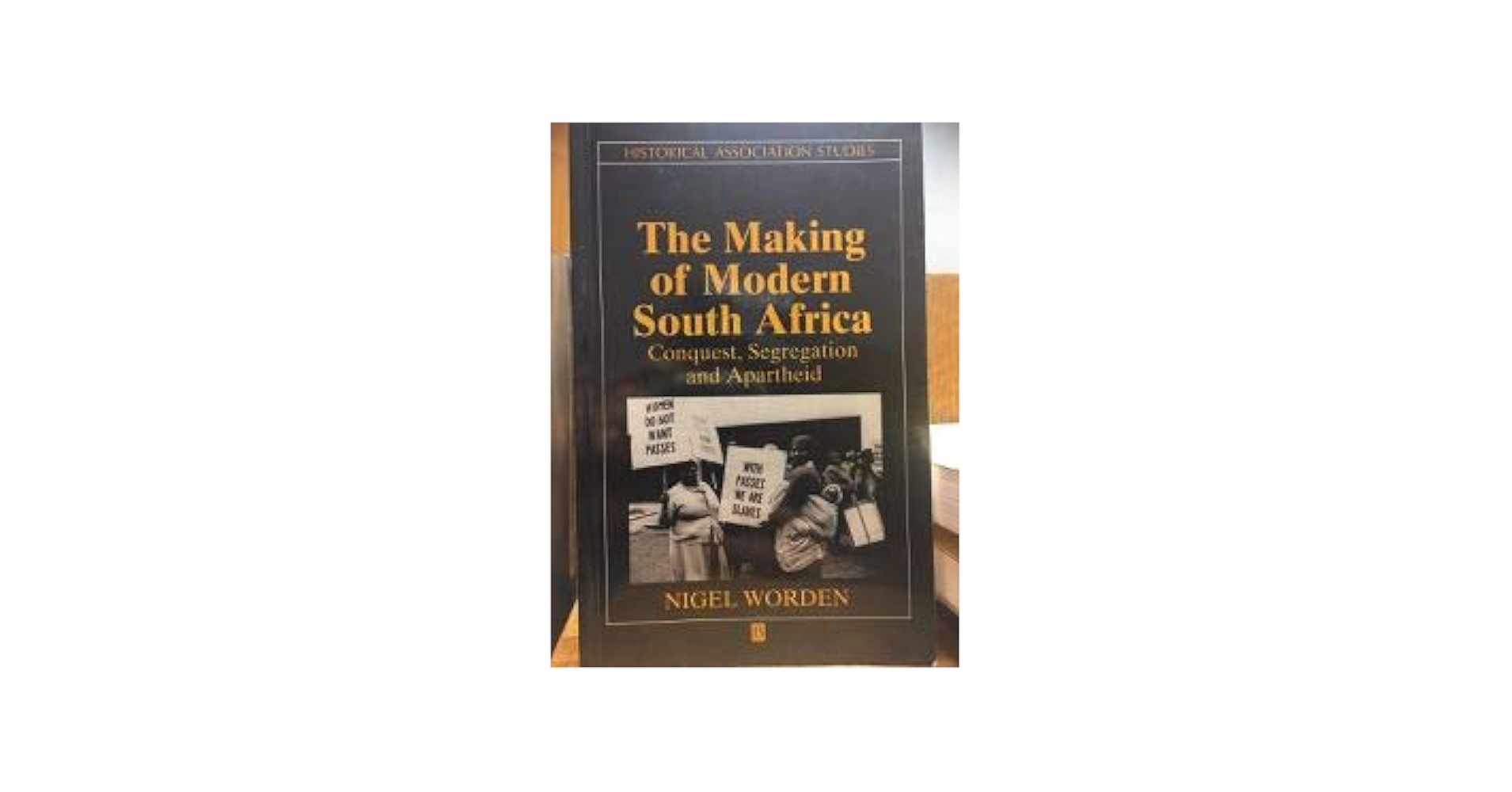 0351　The Making of Modern South Africa The Making of Modern South Africa Summary of Key Ideas and