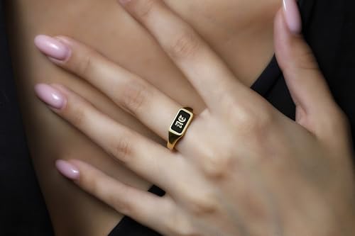 Bague initiale texte personnalisé forme rectangulaire le cadeau intime parfait