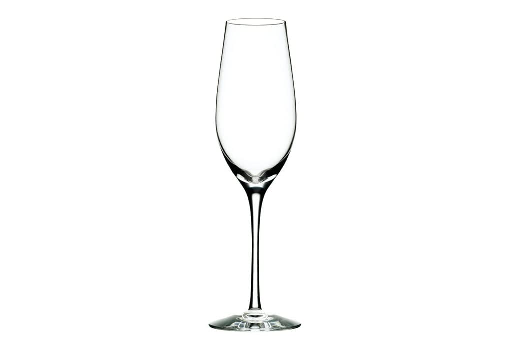 Orrefors Merlot Champagne, le coffret de verres raffinés à offrir pour un mariage d'exception