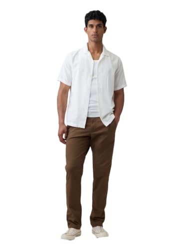 Image of Gap Men's Essential Slim Fit Chino Pants