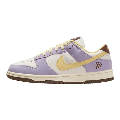 Nike W Dunk Low, Women's Basketball Shoe, Lilac Bloom Soft Yellow Sail, 9.5 US
