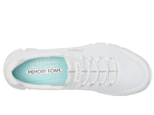 Skechers Women's Glide-Step-Resilience Sneaker2