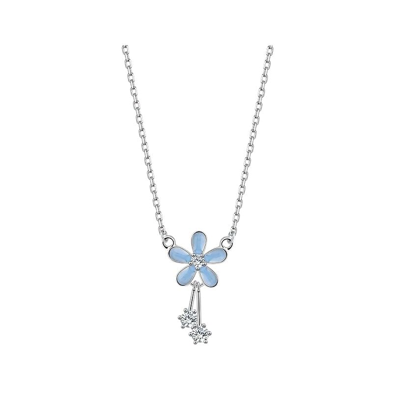 Collier marguerite gris bleu pour femme au design luxe léger tendance 2025