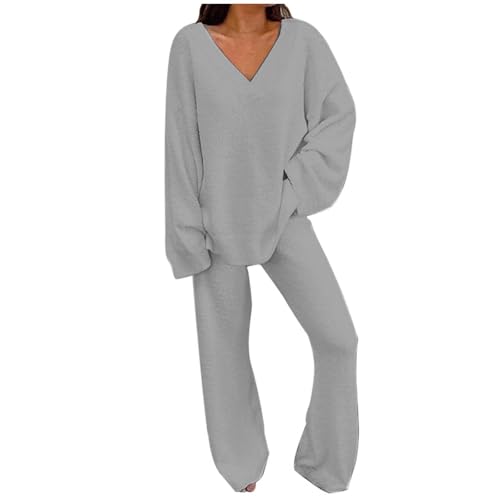 Ensemble femme haut surdimensionné et pantalon large idéal pour le cocooning