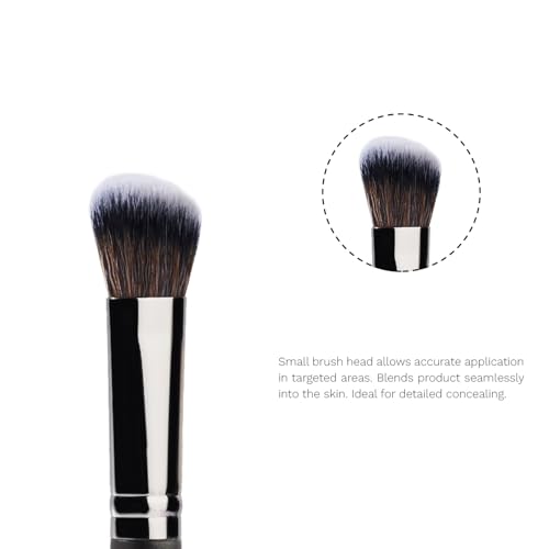 Image of PAC Concealer Brush 272