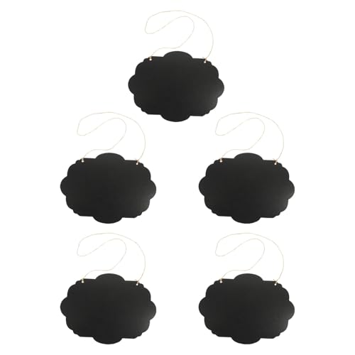 Tableau mémo suspendu pour une décoration de cuisine chaleureuse et ordonnée
