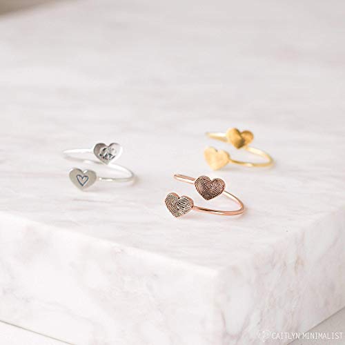 CAITLYNMINIMALIST 18K Gold Plated 925 Sterling Silver Double Heart Fingerprint Wrap Ring Custom Photo Jewelry Adjustable Friendship Promise Ring Gift for Women4