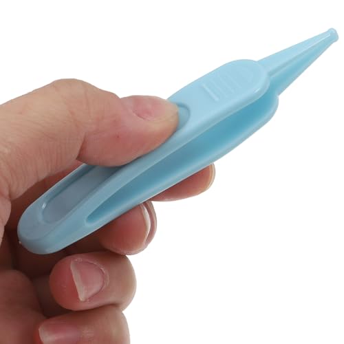 Image of GLEAVI 3pcs Baby Nose Cleaning Tweezers Safe Ear and Navel Care for Infants Gentle Clips for Easy Ear Wax Removal and Snot Relief Essential Baby Care Tool