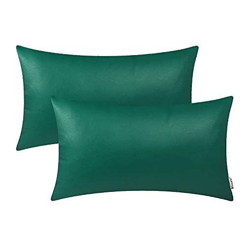 Brawarm Paquete de 2 almohadas de cuero verde navideño de 12x20 pulgadas, fundas de almohada decorativas de cuero sintético verde navideño para sala de estar, decoración del hogar, jardín, sofá, cama Cover