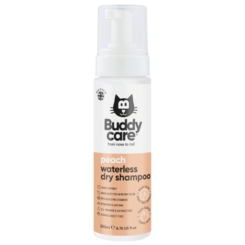 Buddycare Trockenshampoo ohne Ausspülen, pfirsichfarben, Tiefenreinigungsshampoo für Katzen | Frischer Duft | mit Aloe Vera und Pro-Vitamin B5 (200 ml) Buddycare Trockenshampoo ohne Ausspülen, pfirsichfarben, Tiefenreinigungsshampoo für Katzen | Frischer Duft | mit Aloe Vera und Pro-Vitamin B5 (200 ml)