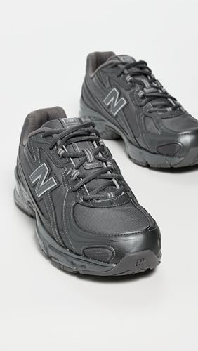 Image of New Balance Men's MC996 Lightweight Tennis Shoe