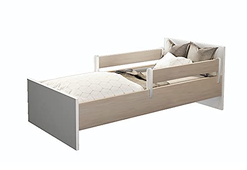 Lit d'enfant couleur bois et matelas pour chambre chaleureuse