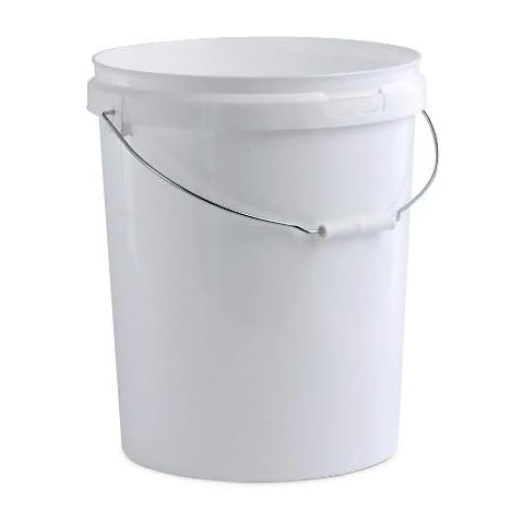 Set of 3 Durable Plastic Buckets with Lids Cover
