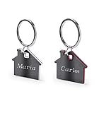 Llaveros Personalizados: Incluyen Dos Llaveros de Casas Grabados con Tu Nombres, iniciales fecha o lo que desees.