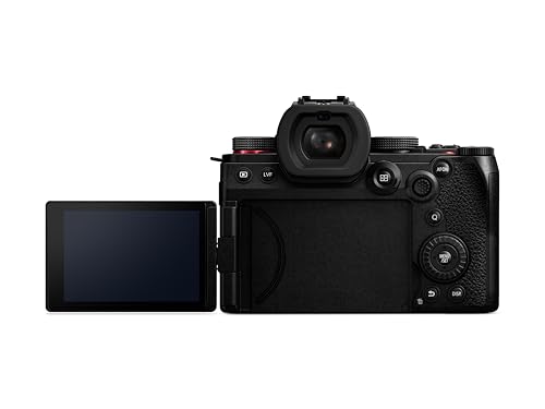 Panasonic GH6 camera