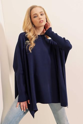 Image of Women's Crew Neck Batwing Sleeve Split Hem Oversized Knit Poncho Sweater