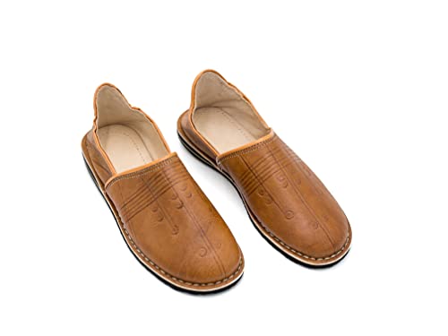 Moroccan Babouche Shoes, Timeless Elegance for Your Feet, Unisex Handmade Babouches slippers Dyed With Natural Color, babouche men, babouche women (44 EU, Camel)