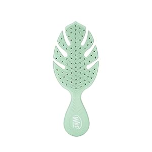 Wet Brush Go Green Mini Detangler, Green – Detangling Travel Hair Brush – Ultra-Soft IntelliFlex Bristles Glide Through Tangles & Gently Loosens Knots While Minimizing Pain, Split Ends & Breakage