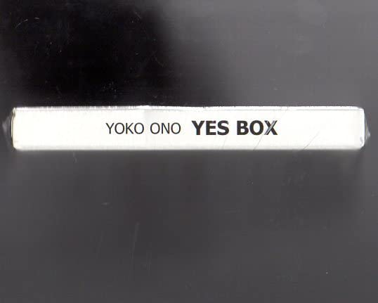 Amazon.co.jp: 稀少な未開封盤 YOKO ONO (小野洋子) 「 YES BOX
