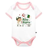 Spreadshirt Allez l'Algérie Coupe du Monde 2026 Football Drapeau Algérien Ballon Idée Cadeau Supporter Body Bébé Bio Manches Courtes Contrasté, 92 (1,5 2 ans), blanc/rose