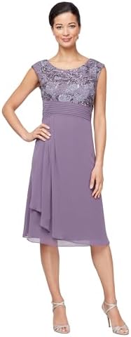Alex Evenings Women's Women's Short Sleeveless A-line Gown with E...