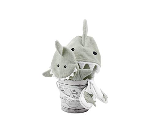 Baby Shark hooded towel for newborns