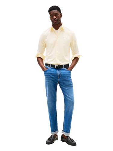 Image of Tommy Hilfiger Men's Long Sleeve Oxford Shirts in Regular Fit, Men's Button Down Shirts, Also Available in Big and Tall