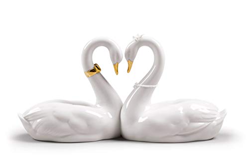 LLADRÓ Endless Love Swans Figurine. Golden Luster. Porcelain Swan Figure.
