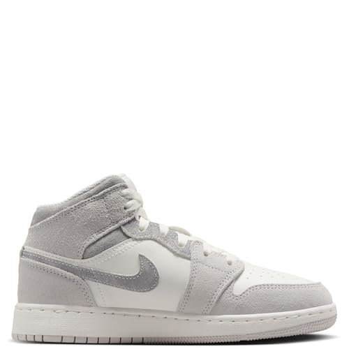 Image of Air Jordan 1 Kids Mid SE Shoes