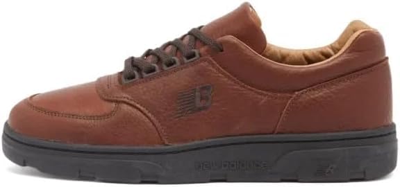 New Balance UK UADWBRN Brown (Marron, Sistema Tallas Calzado EU, Adulto, Hombre, Números, Mediano, 43)