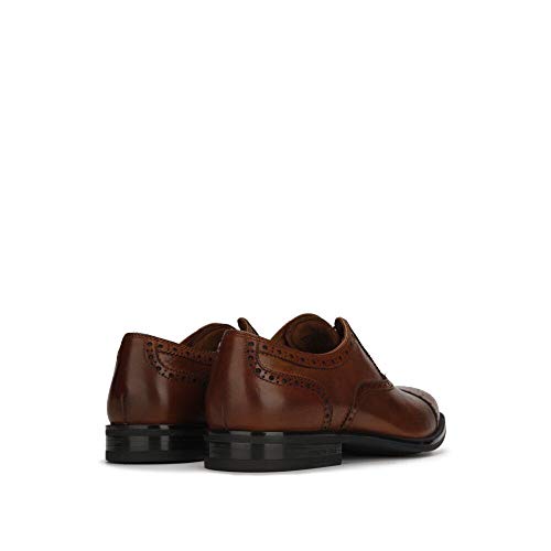 Futurepod Leather Lace-Up Oxford with Medallion Cap Toe4
