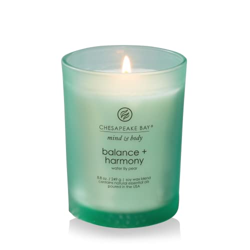 4. A Relaxing Aromatherapy Candle