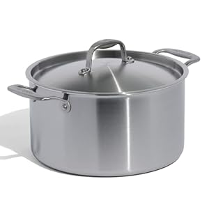 Made In Cookware – 8 Quart Stainless Steel Stock Pot With Lid – 5 Ply Stainless Clad – Professional Cookware – Crafted in Italy – Induction Compatible