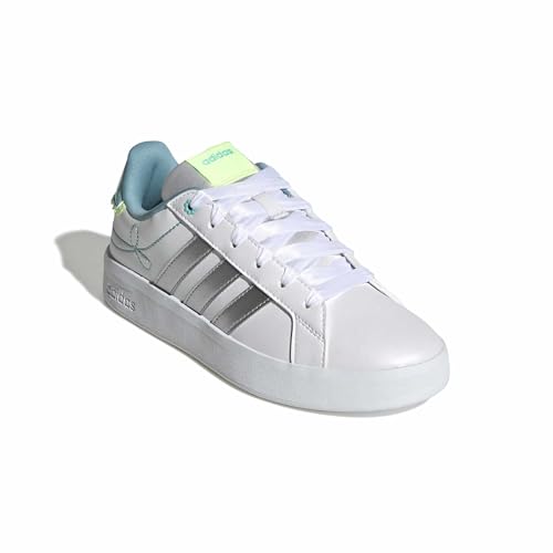 adidas Unisex-Kids Grand Court 3.0, White/Silver Metallic/Flash Aqua, 5 by adidas - Used condition - Image 4