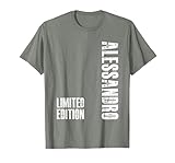 Il regalo di compleanno per Alessandro. Maglie per uomo e ragazzo. Maglietta da uomo con nome personalizzato per Natale.