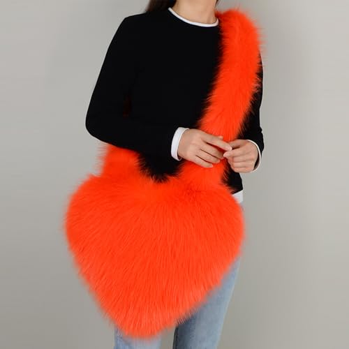 Women's Faux Fur Shoulder Bag Cute Heart Purse Soft Plush Shoulder Bag Furry Women's Crossbody3