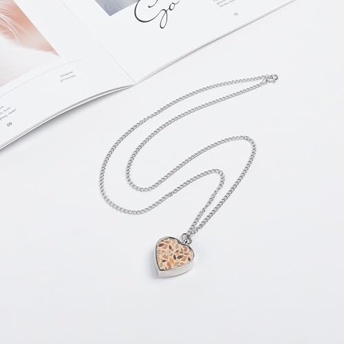 Collier urne cœur pour cendres de chien blanc et beige, gardez son souvenir