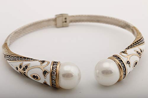 Authentic Style Turkish Handmade Jewelry Round Shape Pearl White Enamel and Round Cut Black Onyx Top Authentic Style Turkish Handmade Jewelry Round Shape Pearl White Enamel and Round Cut Black Onyx Top