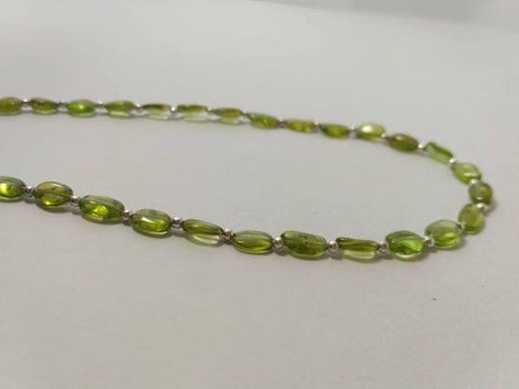 Peridot plain oval beads pierres naturelles vertes pour création de bijoux