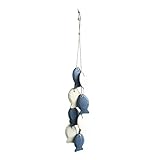 El pescado mediterráneo de madera está hecho con cuidado, decoraciones agradables para su dormitorio.