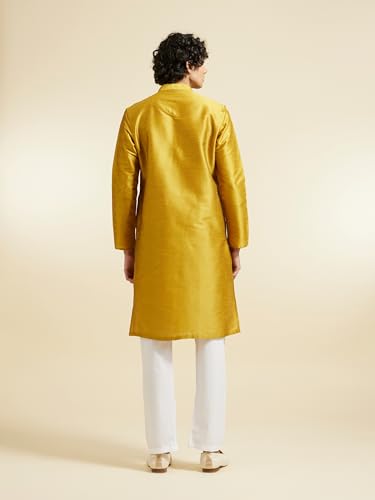 Image of DIWAS BY MANYAVAR Men's Art Silk Solid Kurta (1pc)