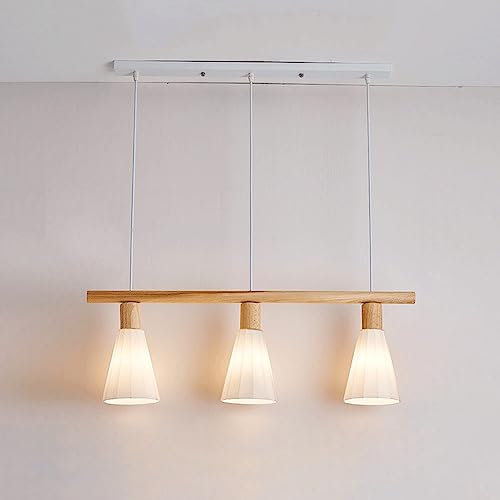 Lustre suspendu en bois scandinave pour illuminer la salle à manger