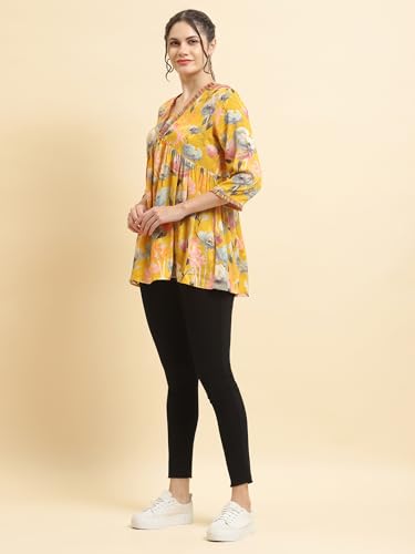 Image of Shree Women Liva (Rayon) White Floral Print Kurta