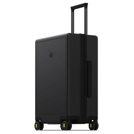 LEVEL8 24-Inch Large Suitcase