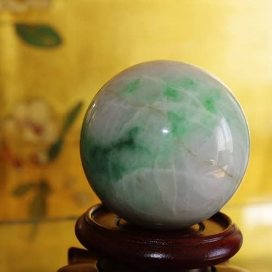 専用　本翡翠　透彫　4g 東Y7-0903⭐︎2F 専用 本翡翠 透彫 4g 東Y7-0903⭐︎2F - メルカリ