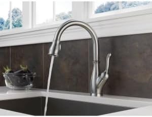 Miniatura 3 de DELTA FAUCET Leland - Grifo para cocina de níquel cepillado con función táctil, monocontrol con rociador extensible, tecnología Touch2O y cabezal de